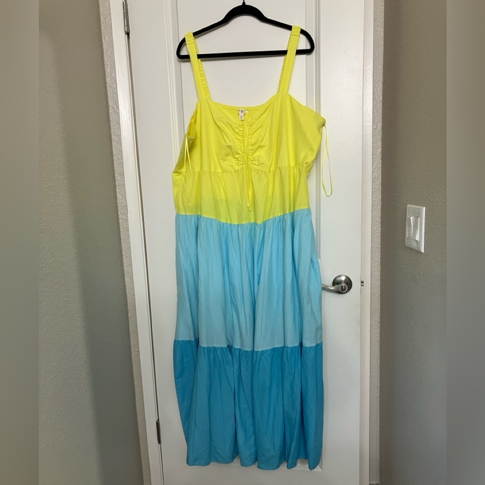Color block Maxi dress.